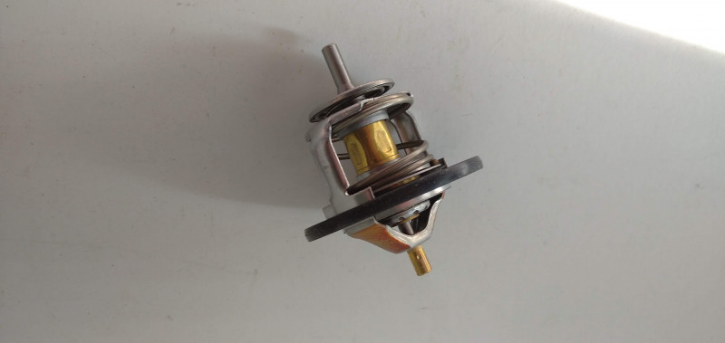 product-thumb