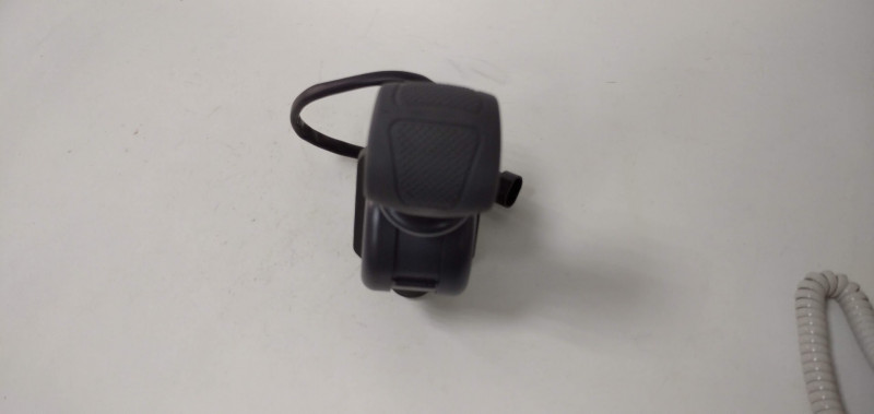 product-thumb