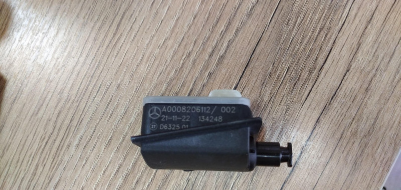 product-thumb